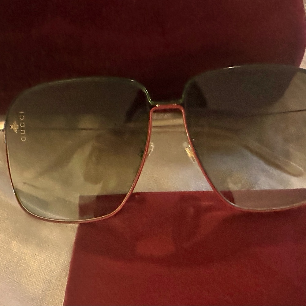 Gucci womens Sunglasses